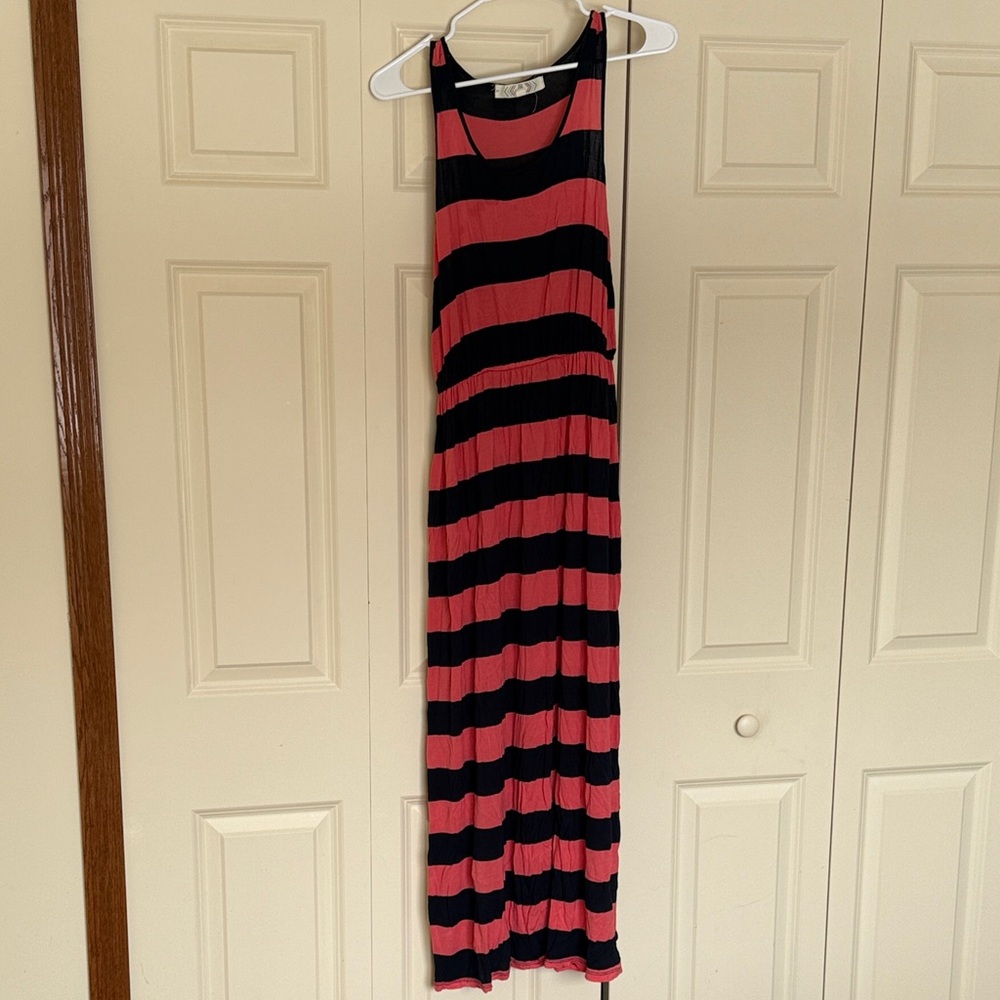 Pink Rose Chevron Patterned Garment